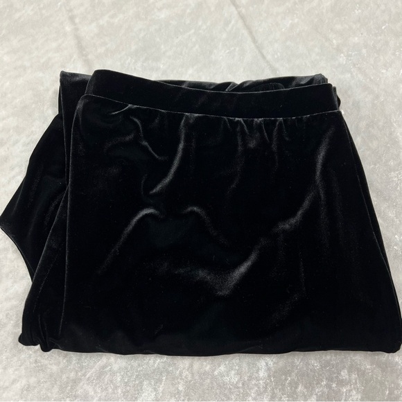 Chicos Travelers 3R US 16/18R  Velvet Jogger Pants Pull On Elastic Waist Black - Picture 1 of 11